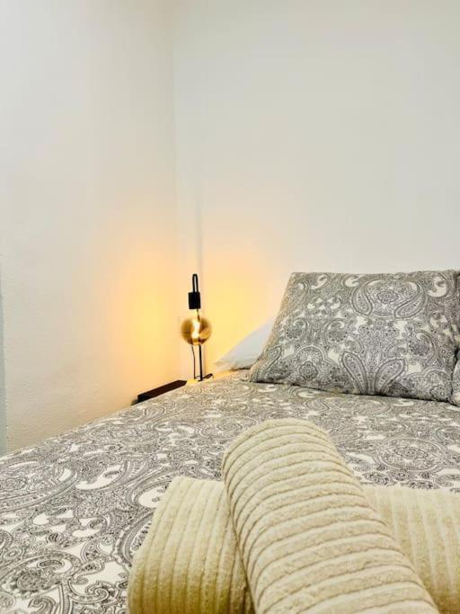 New Spacious And Cozy Apartment - Малага Екстериор снимка